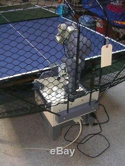 Expert Level Ping Pong Table Tennis Robot Ball Machine Double Snake Top FQJ-4