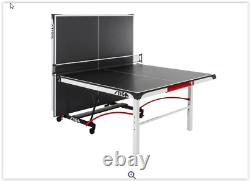 Stiga table tennis table T8740 plus 5 paddles plus robo ping robot